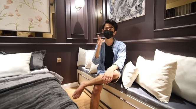 Viral Sales Popok Bayi Diludahi Saat Jualan, Kini Jadi Komedian Papan Atas, Rumahnya Megah Bak Istana, Ini Potret