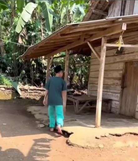Viral Pria Beli Rumah Cuma Rp10 Juta, Gegara Tergiur Harga Murah, Kaget Ternyata Isinya …