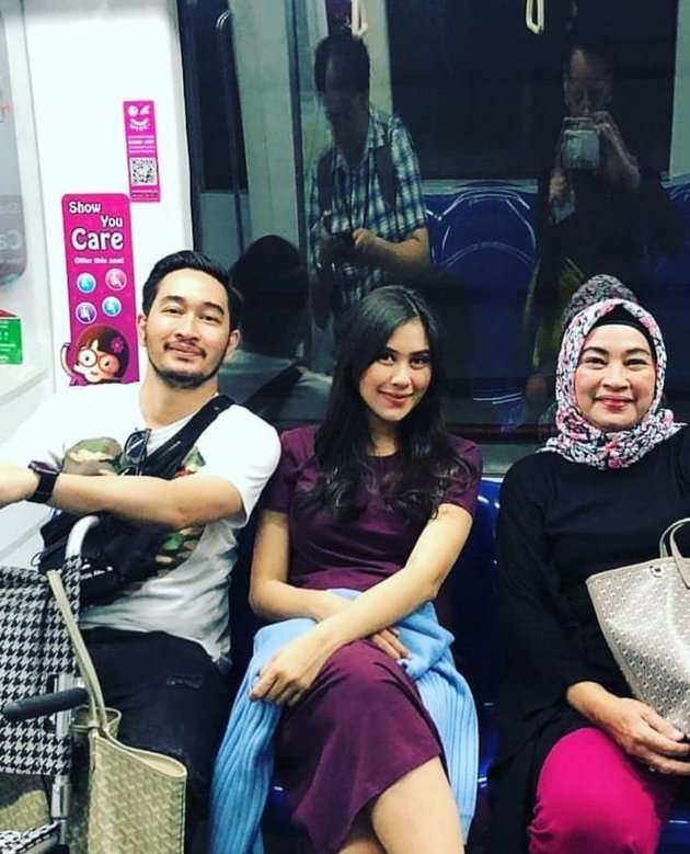10 Potret Mertua Syahnaz Sadiqah yang Ternyata Tajir Melintir, Akui Takut Tahu Kelakuannya!