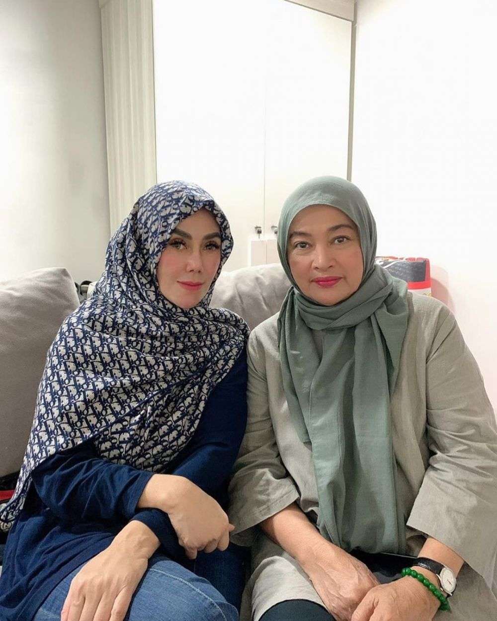 10 Potret Mertua Syahnaz Sadiqah yang Ternyata Tajir Melintir, Akui Takut Tahu Kelakuannya!