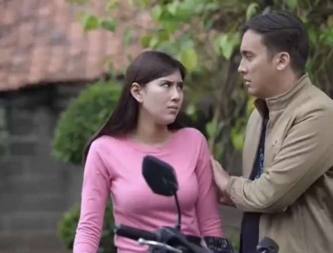 Viral Foto Diduga Syahnaz Sadiqah & Rendy Kjaernett Kepergok Makan Bareng di Warung Mie Ayam, Netizen: Aku Juga Ketemu!