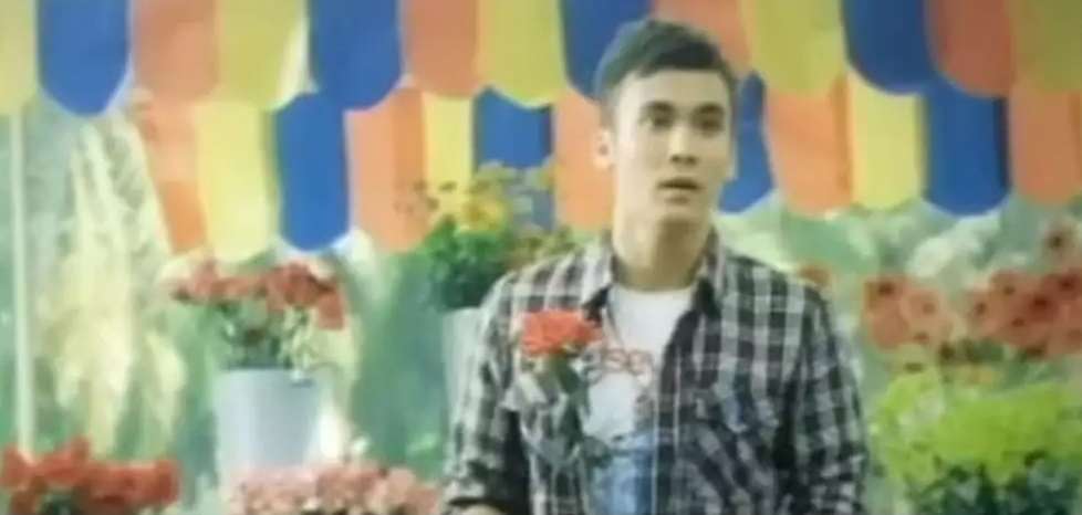 8 Potret Lawas Rendy Kjaernett Jadi Model Video Klip Gita Gutawa, Netizen: Emang Cakep Selera Syahnaz!