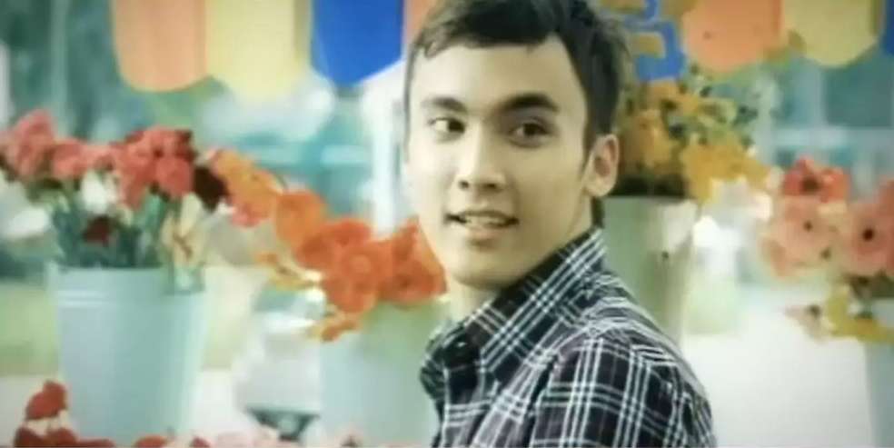 8 Potret Lawas Rendy Kjaernett Jadi Model Video Klip Gita Gutawa, Netizen: Emang Cakep Selera Syahnaz!