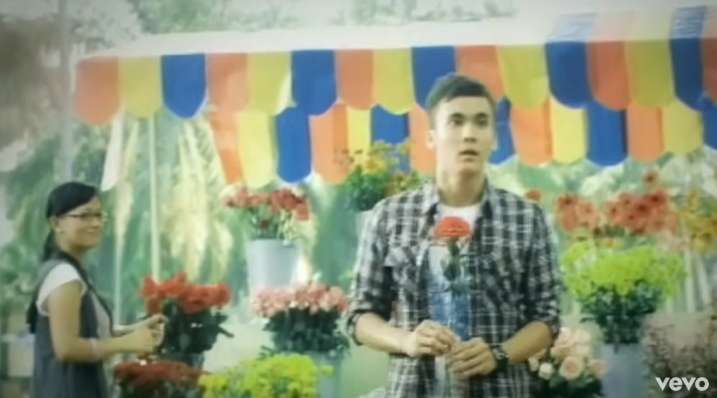 8 Potret Lawas Rendy Kjaernett Jadi Model Video Klip Gita Gutawa, Netizen: Emang Cakep Selera Syahnaz!