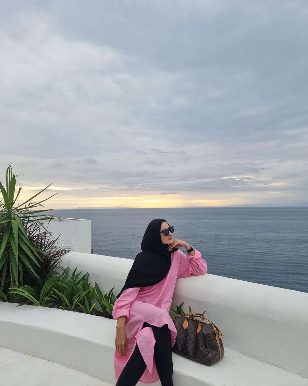 Potret Ade Maya Mantan Istri Ibnu Jamil yang Jarang Tersorot, Ternyata Atlet Voli Berprestasi!