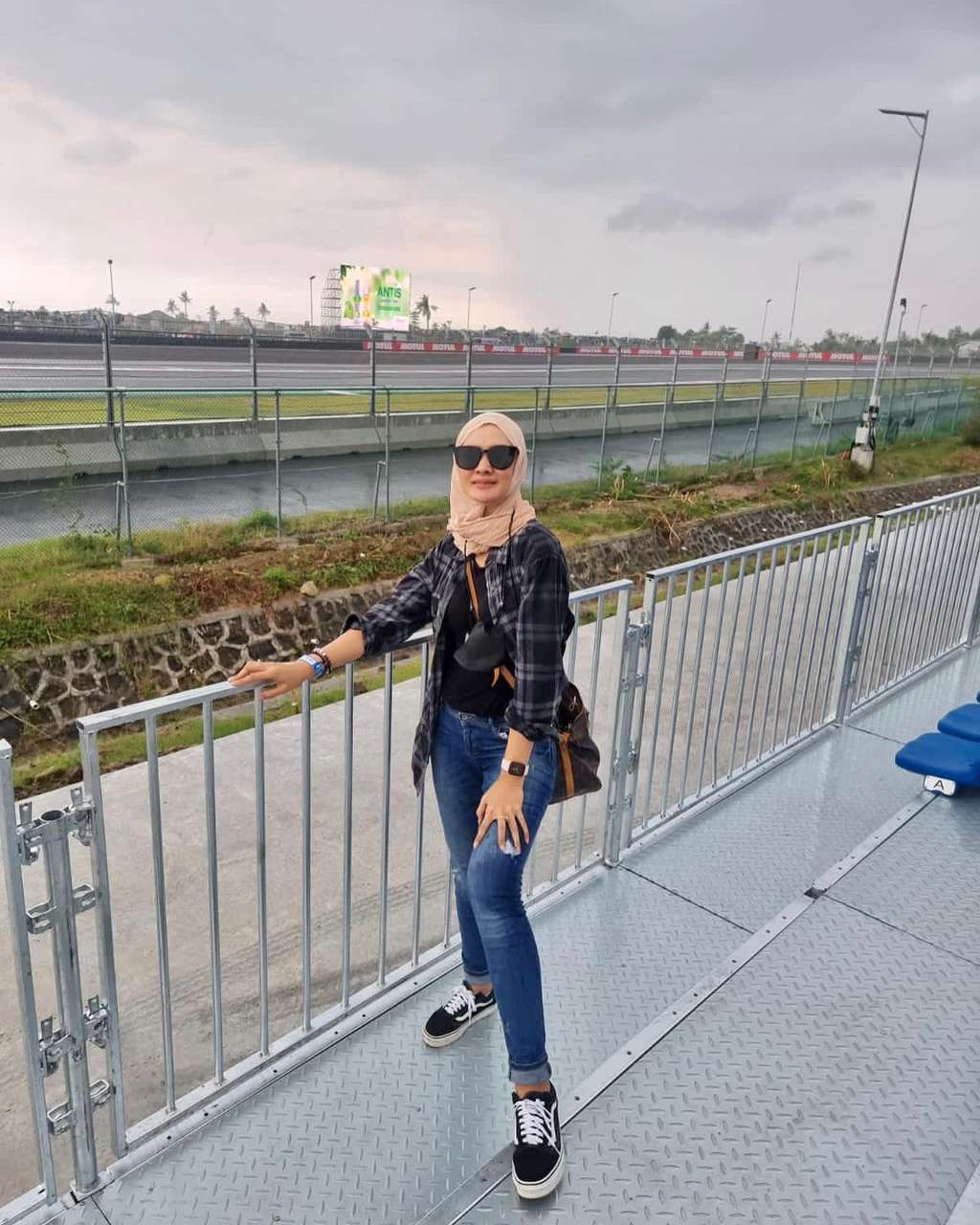 Potret Ade Maya Mantan Istri Ibnu Jamil yang Jarang Tersorot, Ternyata Atlet Voli Berprestasi!