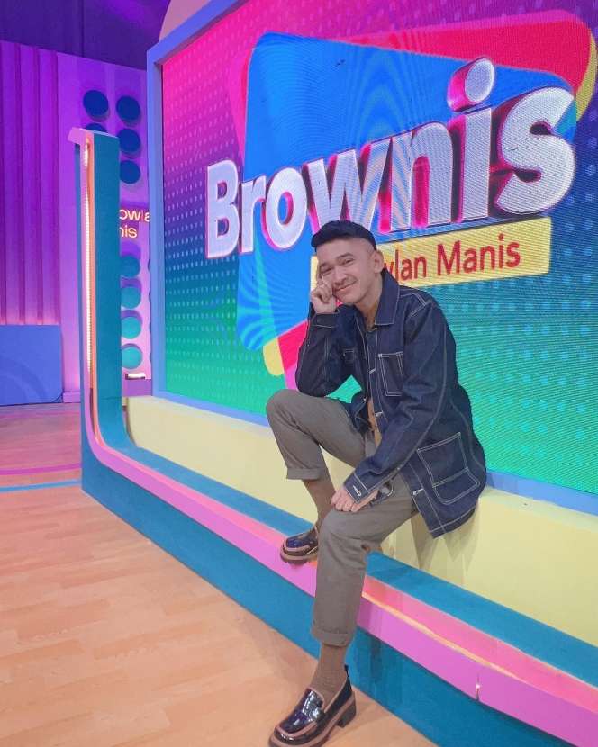 Artis Sultan Ini Dulunya Pernah Hidup Susah, Makan Sebungkus Mie Instan Hingga Jadi Cleaning Service, Kini Punya Rumah Puluhan Miliar!