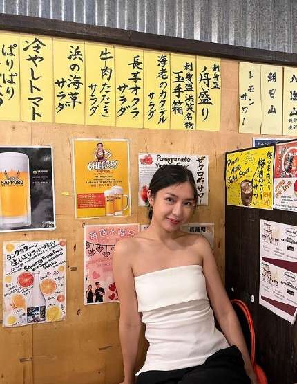 10 Potret Guru SD yang Kecantikannya Viral Bak Barbie, Kini Dihujat Langgar Privasi Murid