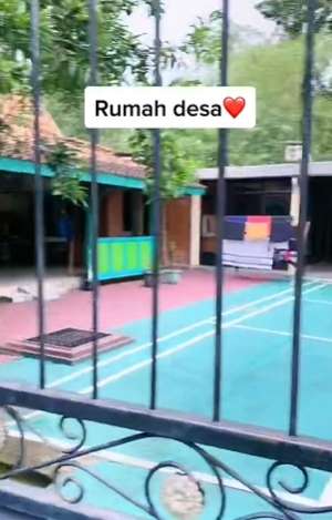 Viral Rumah Mewah Bak Istana Keraton di Kampung, Dikira Milik Pejabat Ternyata Kuli Bangunan, Ini Potretnya