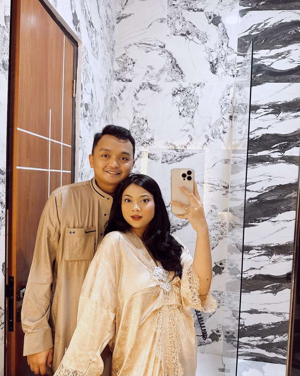 Potret Artis yang Pernah Diselingkuhi saat Hamil 