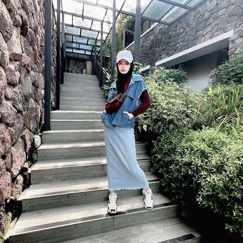 Dicampakkan Virgoun, Kini Inara Rusli Makin Tajir, Ini Potretnya Baru Beli Mobil Rp300 Juta