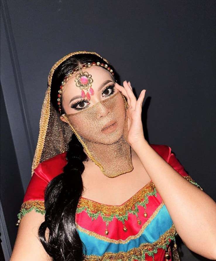 Potret 'Pabrik Duit' Hanum Mega, Suaminya Kalah Jauh!