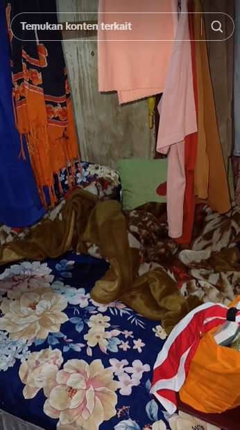 10 Potret Rumah Tiktoker Popo Barbie, Viral Video Syur dengan Patung, Kumuh Berantakan & Dinding Masih Batu Bata