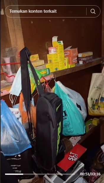 10 Potret Rumah Tiktoker Popo Barbie, Viral Video Syur dengan Patung, Kumuh Berantakan & Dinding Masih Batu Bata