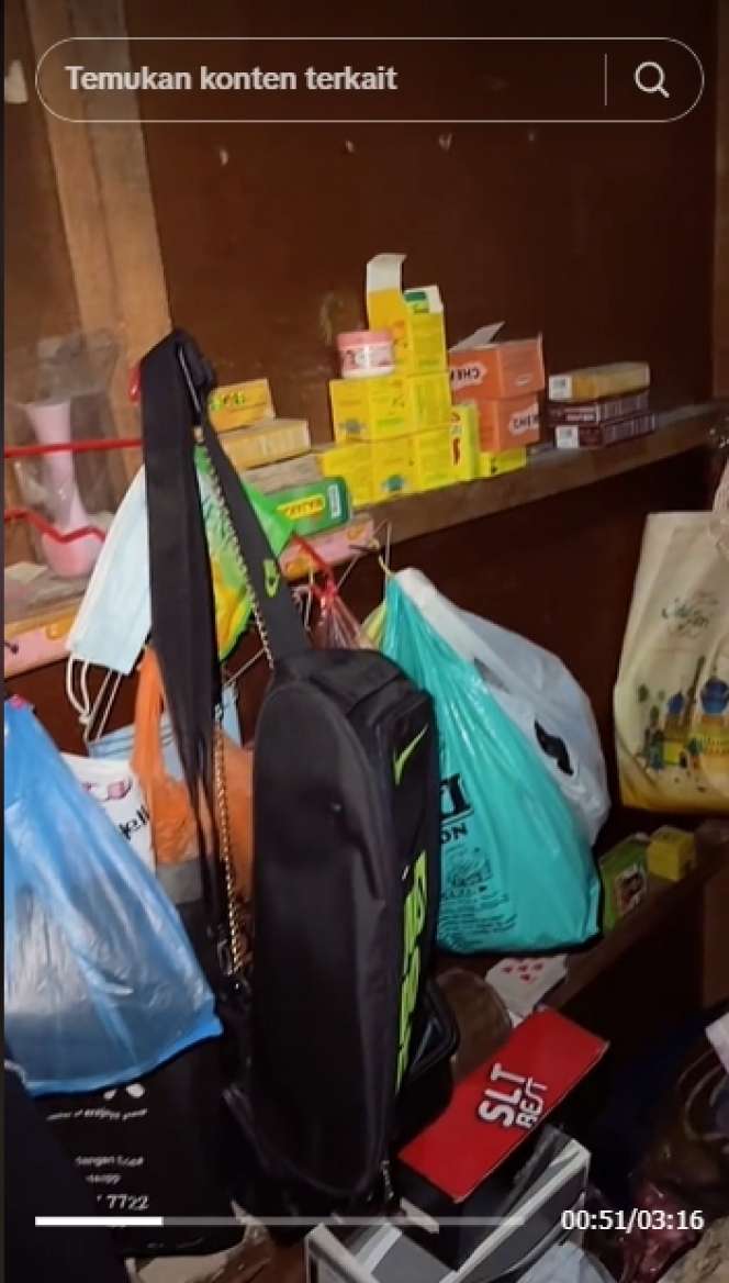 10 Potret Rumah Tiktoker Popo Barbie, Viral Video Syur dengan Patung, Kumuh Berantakan & Dinding Masih Batu Bata