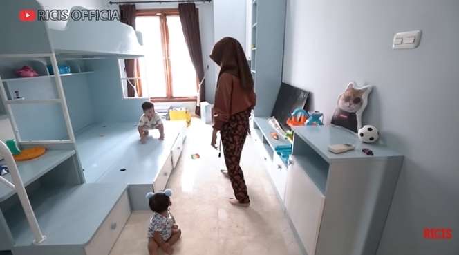 12 Adu Mewah Rumah Fuji VS Marsha Aruan, Kini Akrab Bak Bestie, Masih Tajir Sang Selebgram?