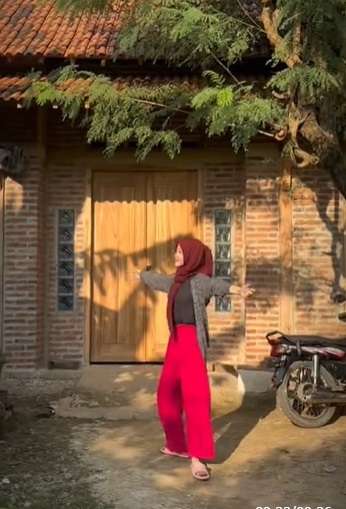 Tiktoker Cantik Ini Dihujat Punya Gaya Elite Tapi Rumah Sulit, Kini Bungkam Haters dengan Cara Terbaik!