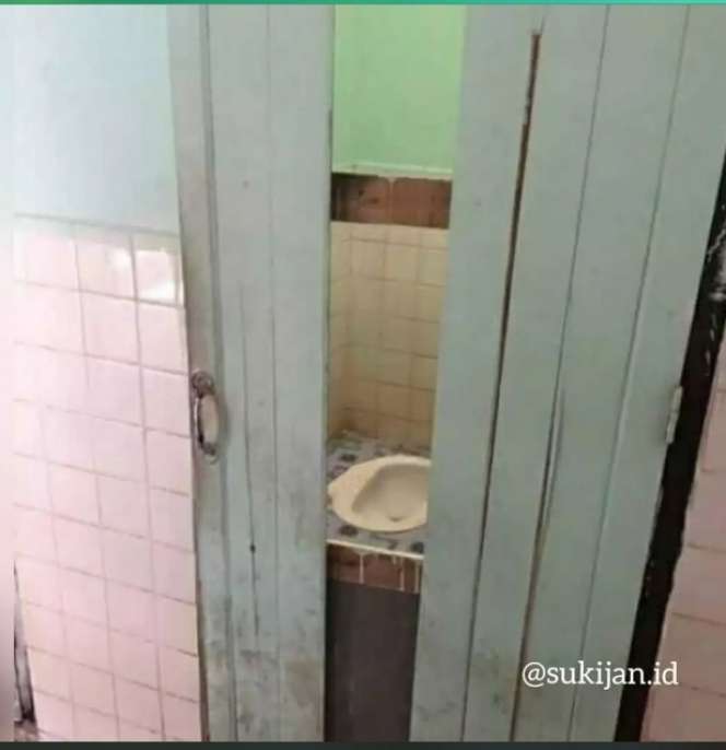 10 Potret Nyeleneh Desain Pintu Ini Malah Bikin Emosi, Antara Ada dan Tiada!