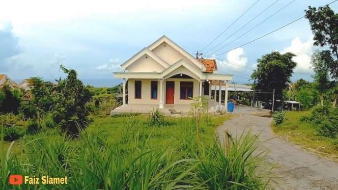 Potret Kampung Unik di Madura, Isinya TKI Arab Saudi, Deretan Rumah Mewah dan Pekarangan Super Luas Malah Bikin Salfok!