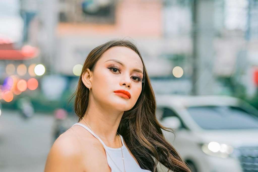 Ingat Pengemis Cantik Asal Filipina yang Fotonya Viral di Media Sosial? Begini Kabarnya Usai Terkenal!