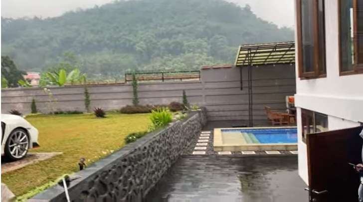 10 Potret Villa Mewah yang Diklaim Milik Mayang & Doddy Sudrajat, Lampu Rp200 Juta Lantai Marmer, Netizen: Halu!