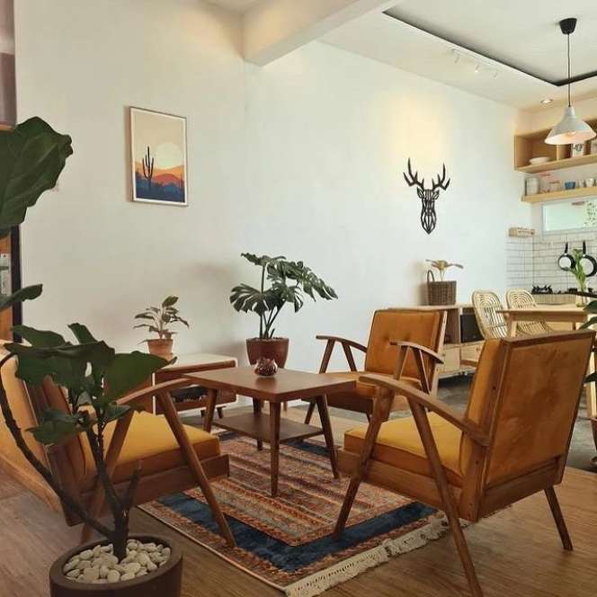 Rumah Tua nan Horor Ini Direnovasi dengan Budget Rp60 Juta, Hasilnya Jadi Beda Banget, Bak Langit dan Bumi!