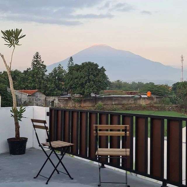 Rumah Tua nan Horor Ini Direnovasi dengan Budget Rp60 Juta, Hasilnya Jadi Beda Banget, Bak Langit dan Bumi!