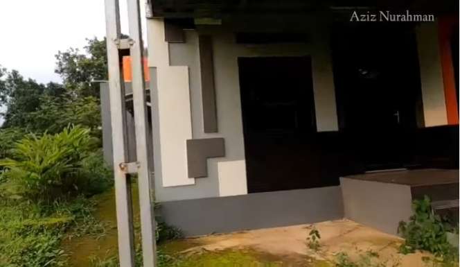 Penampakan Puluhan Rumah Mewah Terbengkalai yang Sengaja Ditinggal Pemiliknya, Kini Sisakan Aura Seram!