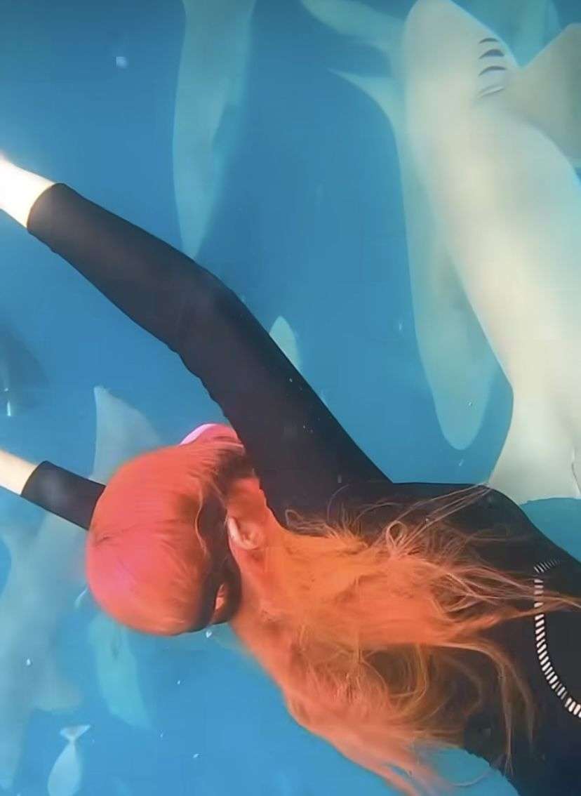 Potret Tasya Farasya Snorkeling di Maldives 'Bareng' Ikan Hiu 