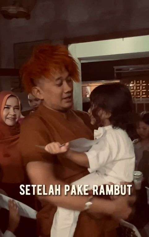 Momen Anak Bungsu Hanung Bramantyo Kabur Ketika Ingin Dipeluk