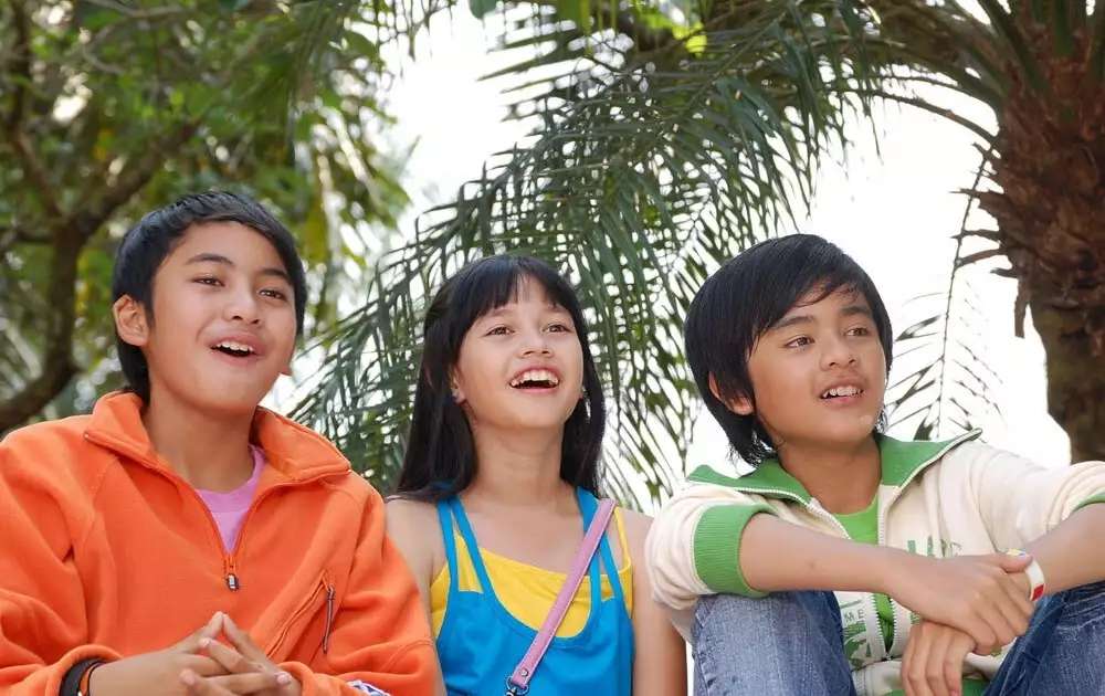 Bocah Berdarah Jepang ini Kini Artis Top & Super Cantik, Disebut Mirip Lisa Blackpink, Rumahnya Bak Istana Eropa, Ini Potretnya