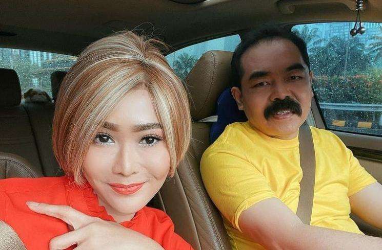 Suami Artis Terkenal Ini Dituding Hanya Numpang Hidup, Ternyata Punya Beragam Bisnis Besar!