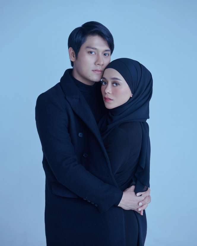 Bocah Imut Ini Ternyata Penyanyi Terkenal, Dulu Hidup Sederhana dan Tinggal di Rumah Berdinding Bambu, Kini Kariernya Meroket Tajam!