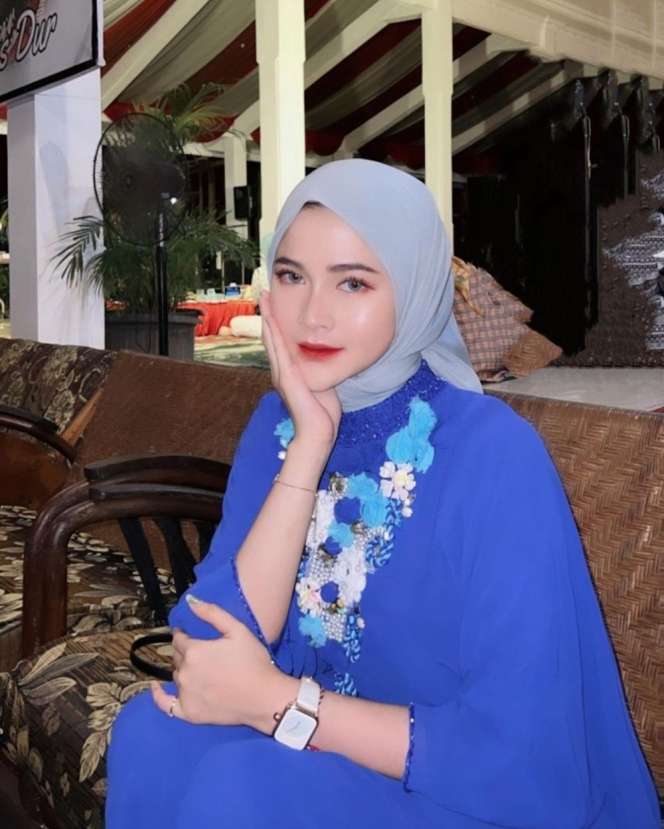 Jelang Nikah dengan Denny Caknan, Potret Bella Bonita Tampil Berhijab