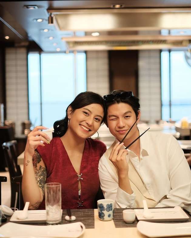 Sempat Gagal Nikah, Awkarin Punya Pacar Baru, Beda Keyakinan