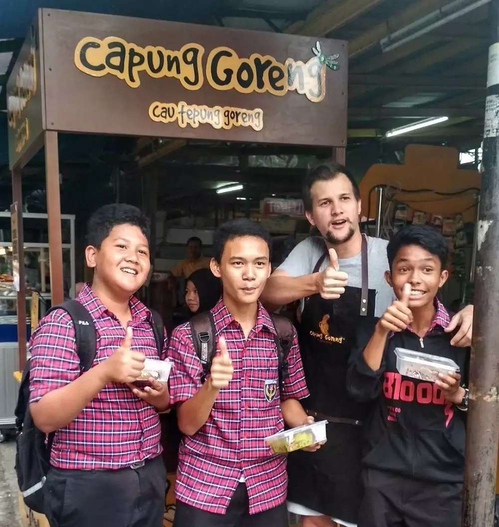 10 Potret Nasib Artis yang Tinggalkan Dunia Hiburan: Komedian Terkenal Jadi Penggiling Padi, Artis Cantik Warkop DKI Jualan Tahu Keliling