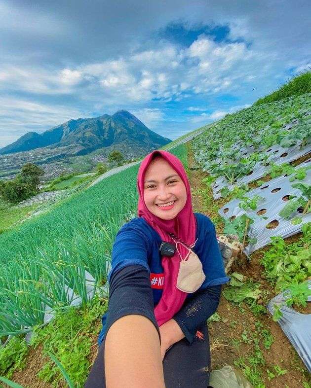 10 Potret Nasib Artis yang Tinggalkan Dunia Hiburan: Komedian Terkenal Jadi Penggiling Padi, Artis Cantik Warkop DKI Jualan Tahu Keliling