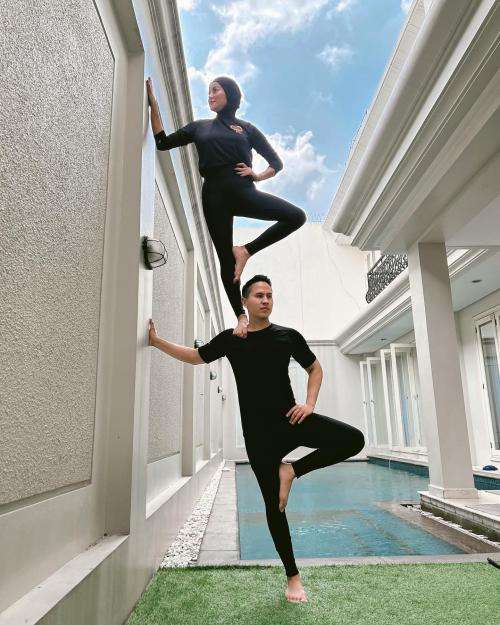 Potret Olla Ramlan Pakai Legging, Netizen Malah Was-Was