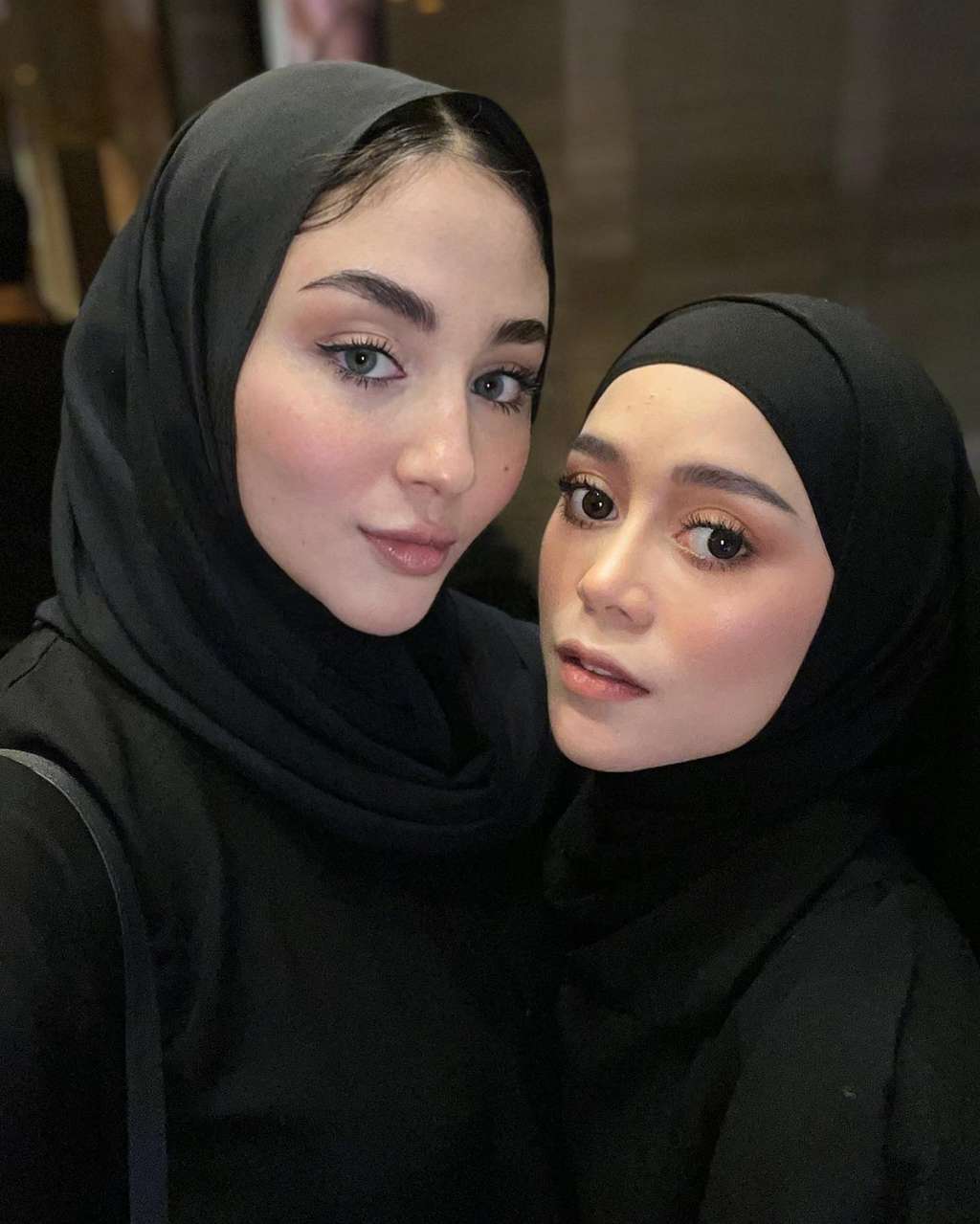 OOTD Hitam ala Margin Wieheerm