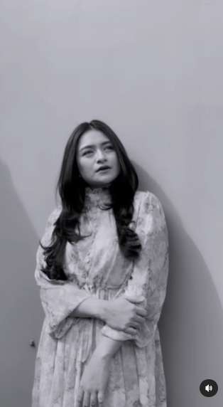 10 Potret Terbaru Nathalie Holscher usai Putuskan Lepas Hijab, Netizen: Jujur Lebih Cantik Pakai