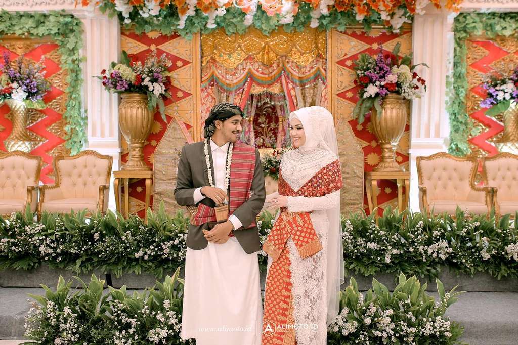 Calon Suami Lebih Pilih `Among Tamu` Untuk Dinikahi, Nasib Selebgram Cantik Ini Begitu Pilu, Kini Hidupnya Berubah Drastis!