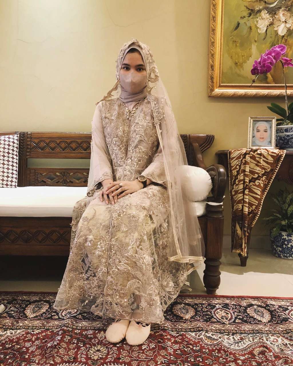 Calon Suami Lebih Pilih `Among Tamu` Untuk Dinikahi, Nasib Selebgram Cantik Ini Begitu Pilu, Kini Hidupnya Berubah Drastis!