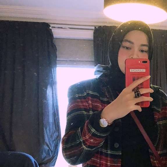 Calon Suami Lebih Pilih `Among Tamu` Untuk Dinikahi, Nasib Selebgram Cantik Ini Begitu Pilu, Kini Hidupnya Berubah Drastis!