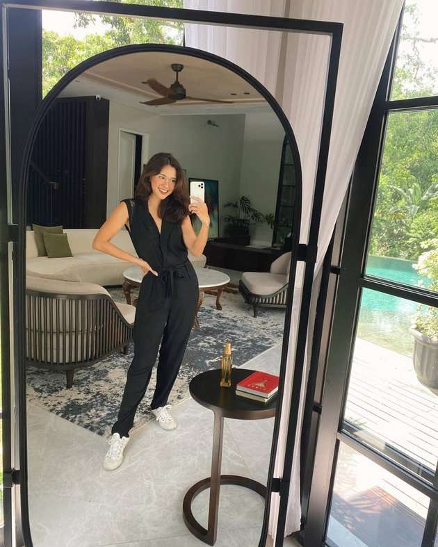 Potret Gaya Nana Mirdad Pamer Body Goals, ABG Auto Minder!