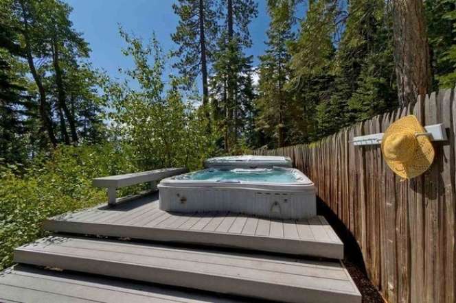Potret Rumah Mewah CEO Facebook Mark Zuckerberg di California Seharga Rp800 Miliar
