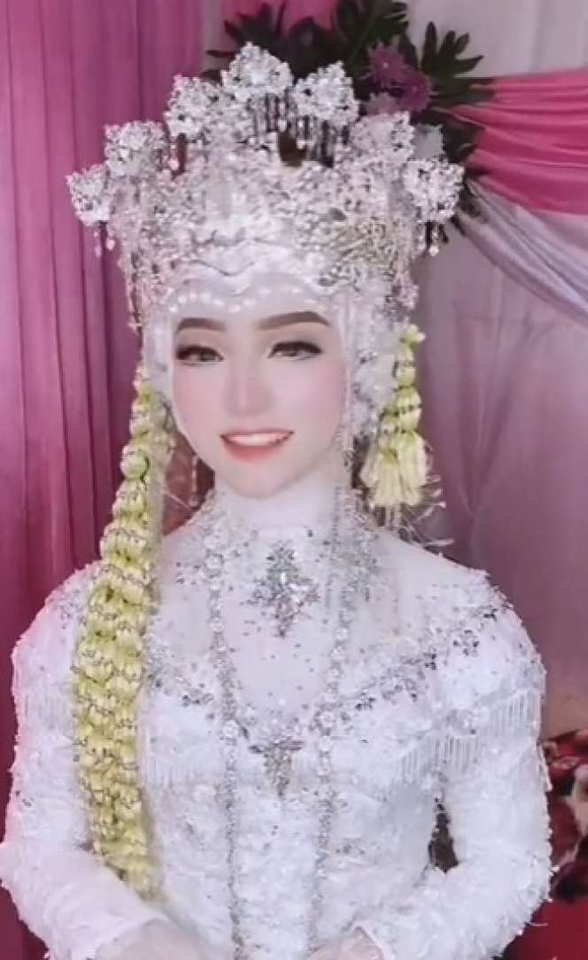 Transformasi Makeup Pengantin Wanita Ini Bikin Melongo, Mantan Auto Ketar-ketir