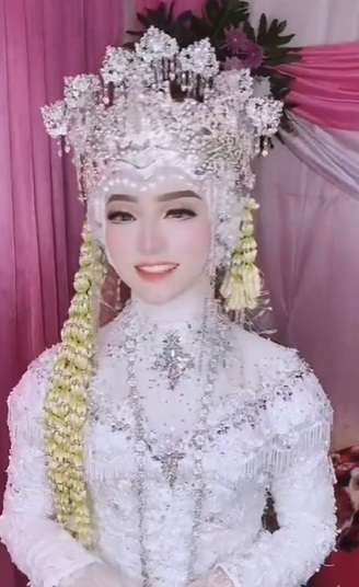 Transformasi Makeup Pengantin Wanita Ini Bikin Melongo, Mantan Auto Ketar-ketir