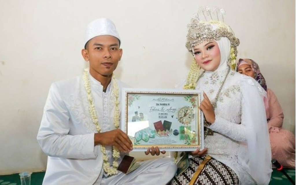 Potret Anggi Anggraeni Wanita yang Baru Sehari Nikah Lalu Hilang Usai COD Ayam Geprek, Ternyata Kabur Bareng Mantan Pacar