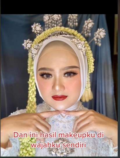 Wanita Ini Pamer Makeup Nikah Versi Sendiri VS MUA, Hasilnya Bak Bumi dan Langit