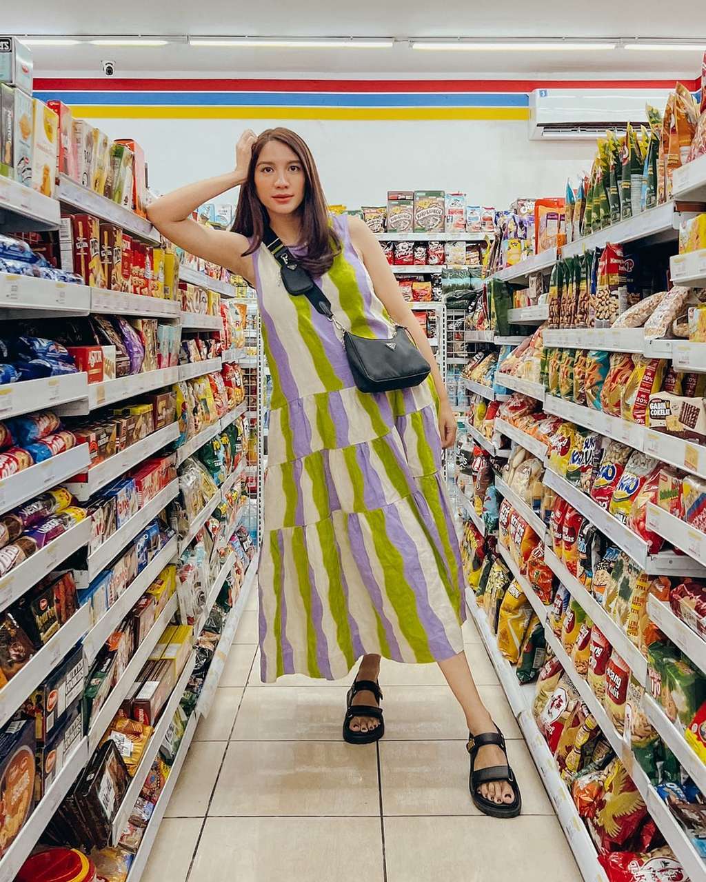 Artis Cantik Ini Dulunya Pernah Jadi SPG Saat Kuliah, Kini Dijuluki `Ratu FTV`